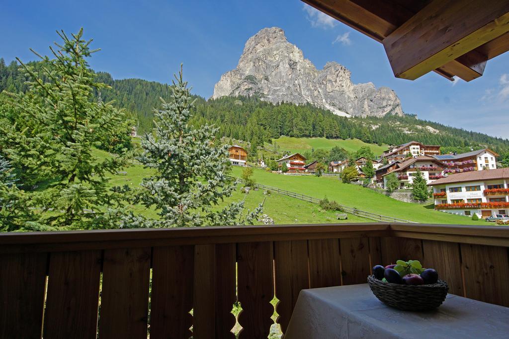 Garni Tofana Hotel Corvara In Badia Luaran gambar