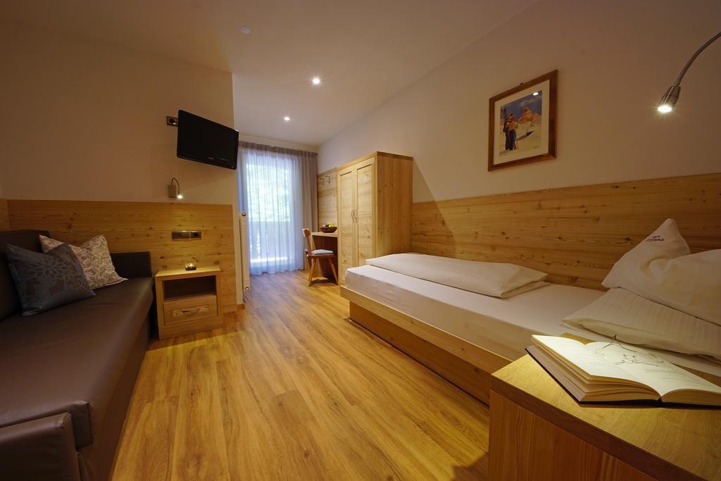 Garni Tofana Hotel Corvara In Badia Luaran gambar