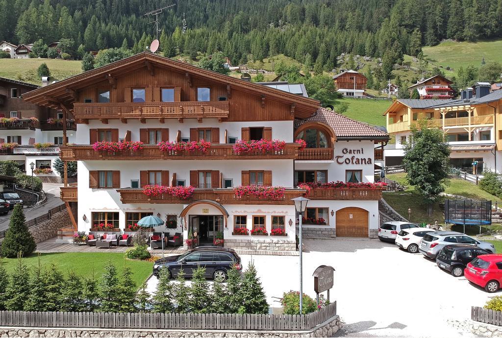 Garni Tofana Hotel Corvara In Badia Luaran gambar
