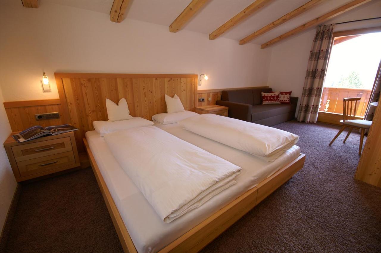 Garni Tofana Hotel Corvara In Badia Luaran gambar