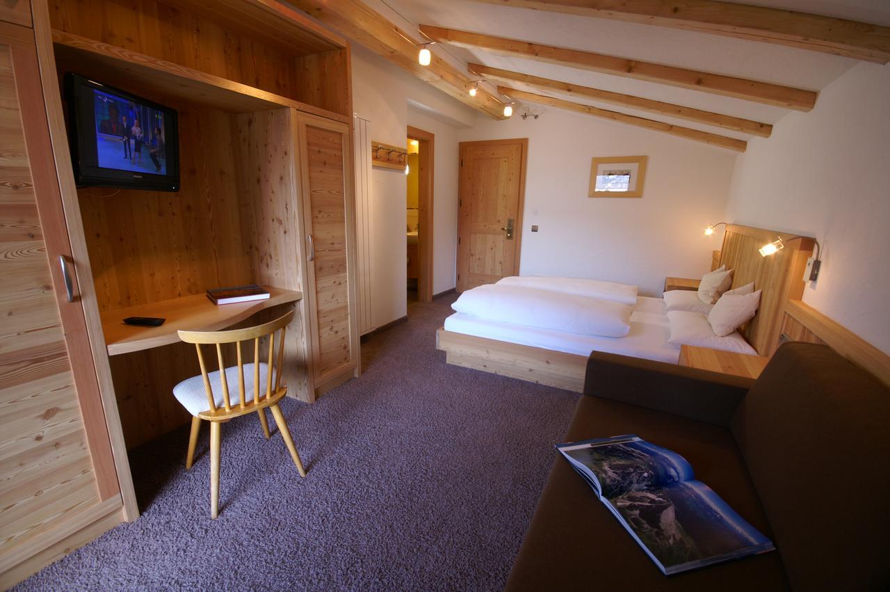 Garni Tofana Hotel Corvara In Badia Luaran gambar